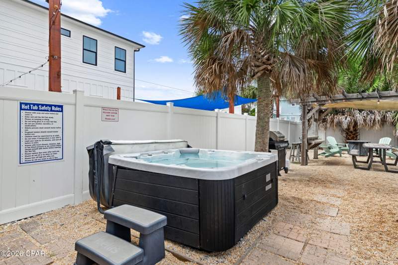 4 bedroom Attached at 21518 Front Beach Road, Riviera Beach 1st Add, Panama City Beach — photo 2