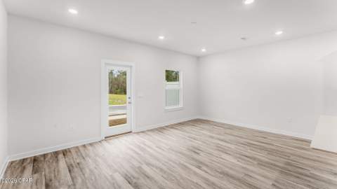 253 Phillips Bluff Avenue, Panama City Beach FL - photo 15 of 30