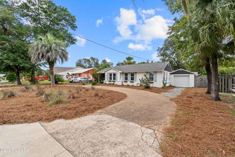 446 S Macarthur Avenue, Panama City FL - photo 6 of 44