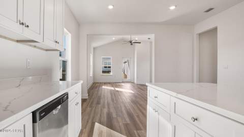 565 Hancock Way, Panama City Beach FL - photo 9 of 33