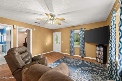 4152 Leisure Lakes Drive, Chipley FL - photo 11 of 52