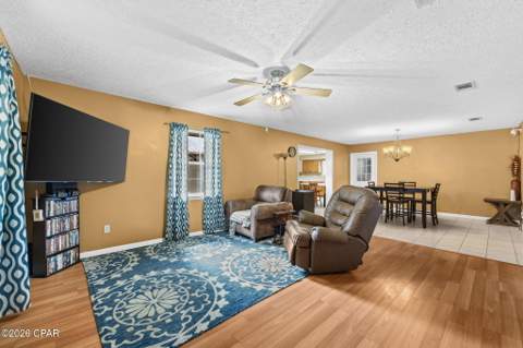 4152 Leisure Lakes Drive, Chipley FL - photo 9 of 52