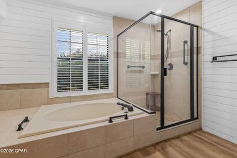 3415 Country Club Court, Lynn Haven FL - photo 16 of 31