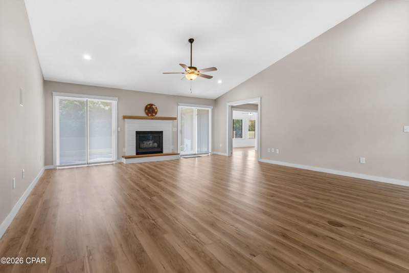 3 bedroom SingleFamilyResidence at 3415 Country Club Court, Country Club Harbour Estates, Lynn Haven — photo 4