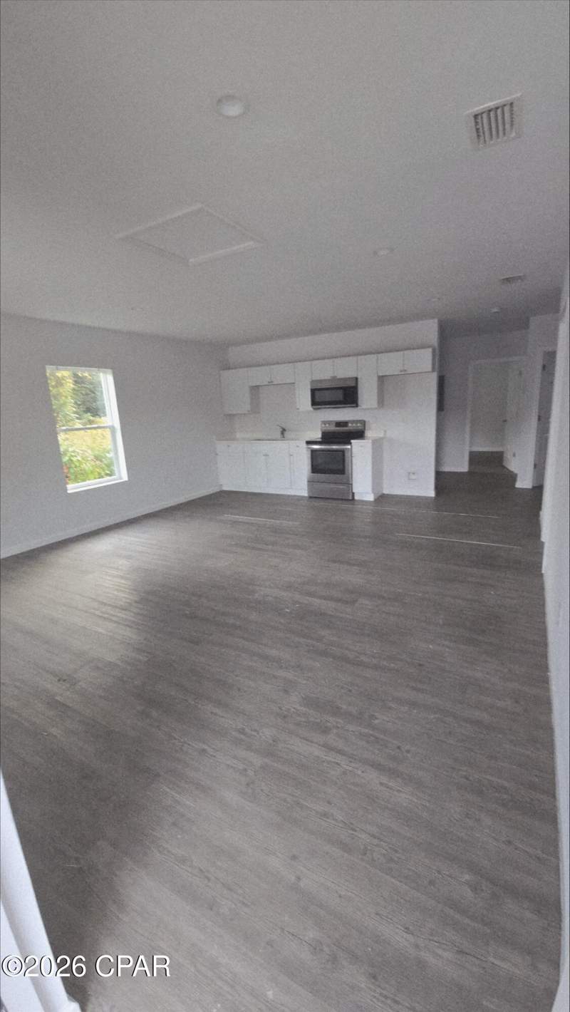 6 bedroom Duplex at 147/ 149 Claire Avenue, Grove Hill, Panama City — photo 2
