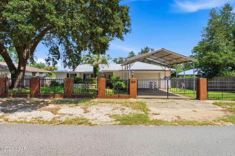 3 bedroom SingleFamilyResidence at 4541 Hancock Court, Sunny Hills, Chipley — photo 1