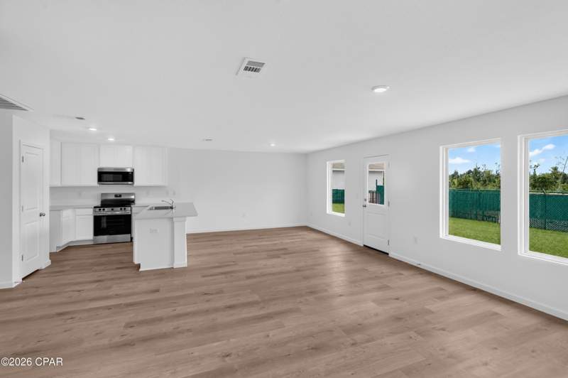 3 bedroom SingleFamilyResidence at 3896 Wall Street Hs 76, Magnolia Ridge, Panama City — photo 4