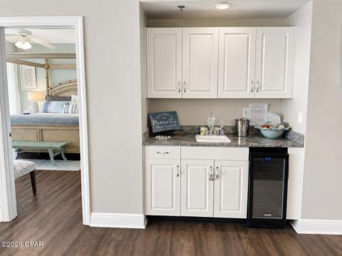 6415 Thomas Drive 1405, Panama City FL - photo 15 of 54