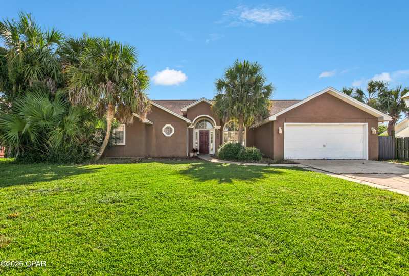 3 bedroom SingleFamilyResidence at 209 Hidden Pines Drive, Hidden Pines Phase I, Panama City — photo 1