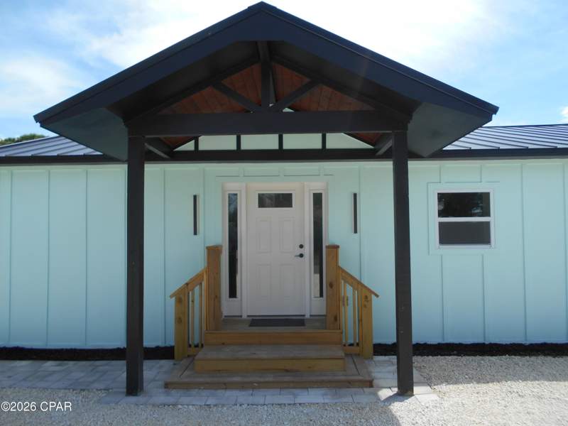 3 bedroom SingleFamilyResidence at 3710 Benbow Street, Treasure Island, Panama City — photo 2