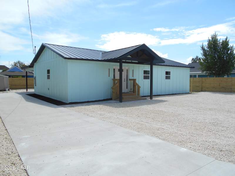 3 bedroom SingleFamilyResidence at 3710 Benbow Street, Treasure Island, Panama City — photo 3