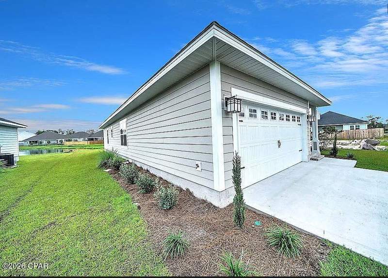 4 bedroom SingleFamilyResidence at 109 Saw Grass Way, Mill Bayou Phase 1, Panama City — photo 3
