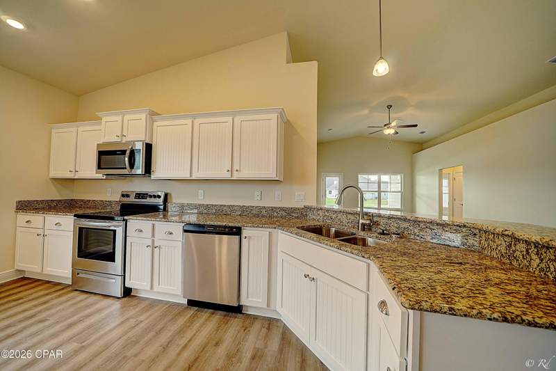 4 bedroom SingleFamilyResidence at 109 Saw Grass Way, Mill Bayou Phase 1, Panama City — photo 5