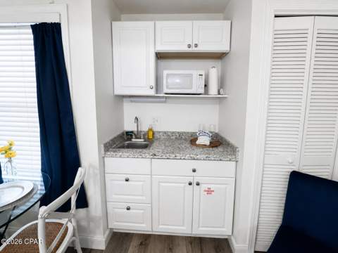 8730 Thomas Drive 1301C, Panama City Beach FL - photo 7 of 16