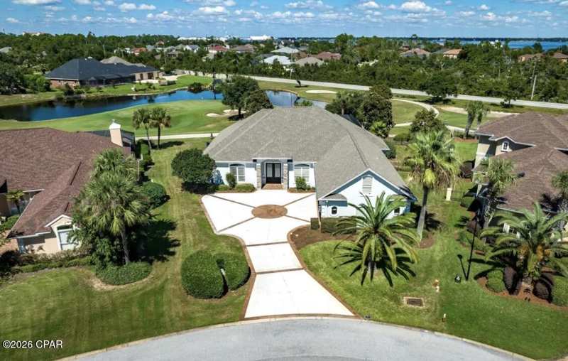 5 bedroom SingleFamilyResidence at 109 Dragon Circle, Bay Point Unit 1, Panama City — photo 1
