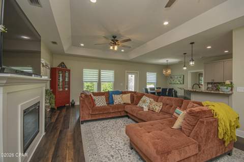 9135 Sunshine Drive, Youngstown FL - photo 16 of 90