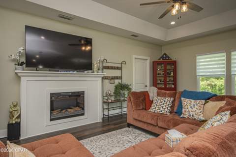 9135 Sunshine Drive, Youngstown FL - photo 23 of 90