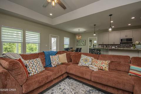 9135 Sunshine Drive, Youngstown FL - photo 24 of 90
