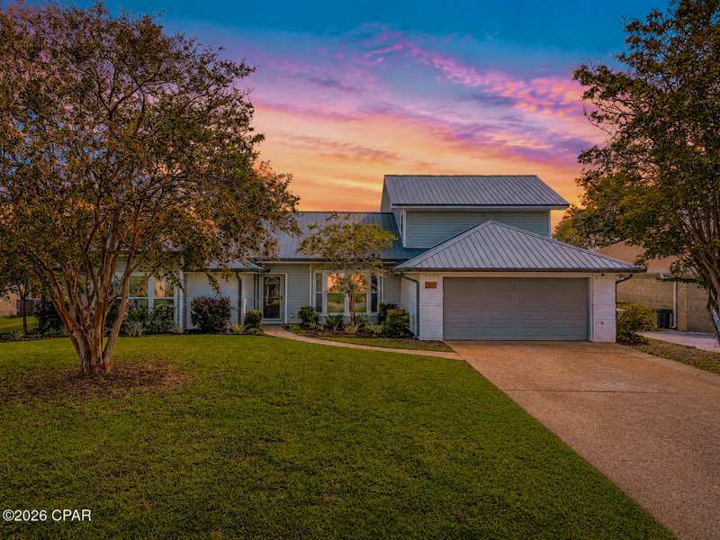 4 bedroom SingleFamilyResidence at 190 Derby Woods Drive, Derby Woods 1st Add, Lynn Haven — photo 1