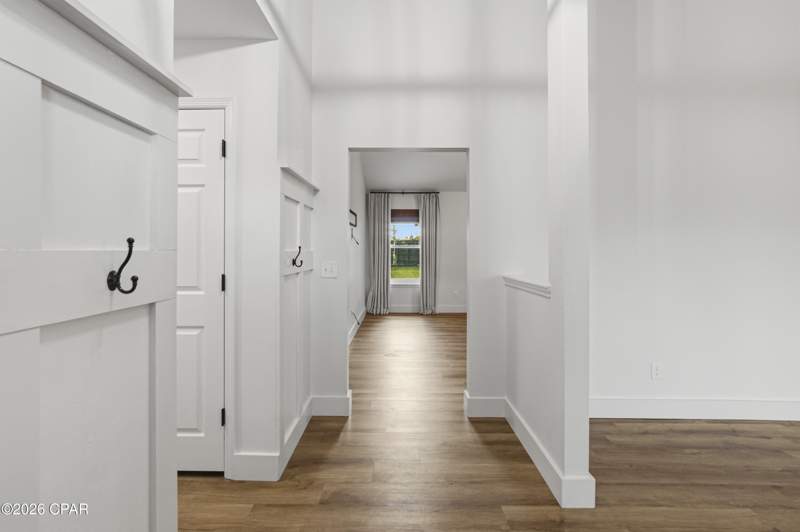 4 bedroom SingleFamilyResidence at 190 Derby Woods Drive, Derby Woods 1st Add, Lynn Haven — photo 5