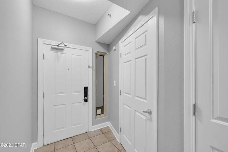 1 bedroom Condominium at 9900 S Thomas Drive 1010, Shores Of Panama Phase I, Panama City Beach — photo 3