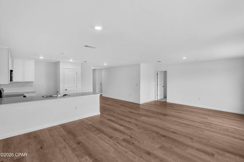 4 bedroom SingleFamilyResidence at 3856 Wall Street Hs 86, Magnolia Ridge, Panama City — photo 5