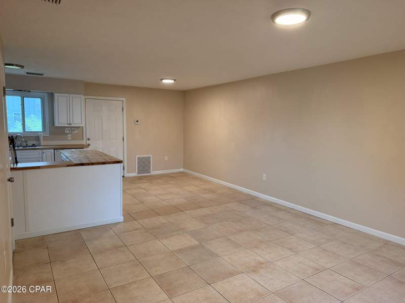 2 bedroom Attached at 3119 Debra Boulevard, Highland City, Panama City — photo 3