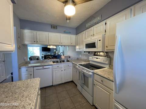 8015 Beach Drive, Panama City Beach FL - photo 18 of 62