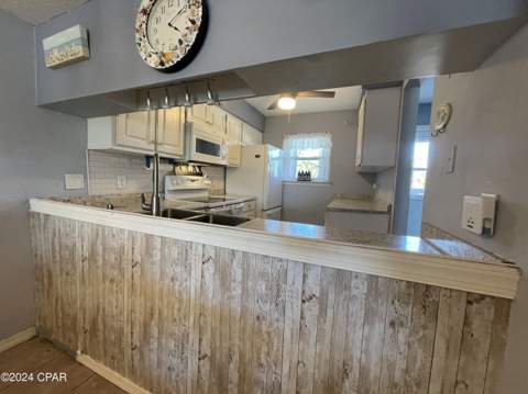 8015 Beach Drive, Panama City Beach FL - photo 19 of 62