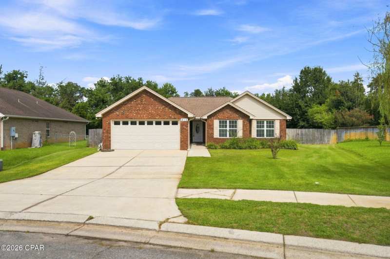 3 bedroom SingleFamilyResidence at 614 Windy Lane, Morris Subdivision, Panama City — photo 1