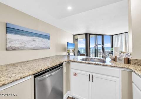 9850 S Thomas Drive 411W, Panama City Beach FL - photo 10 of 42