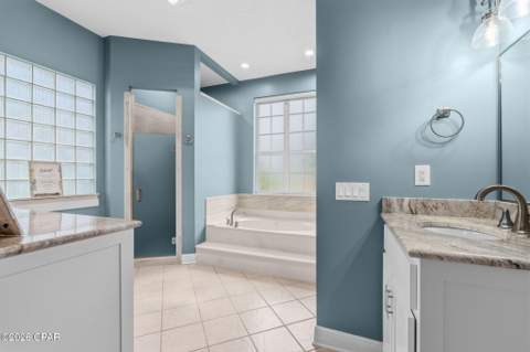 1515 Country Club Drive, Lynn Haven FL - photo 23 of 47