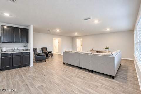 140 Spikes Circle, Southport FL - photo 10 of 31