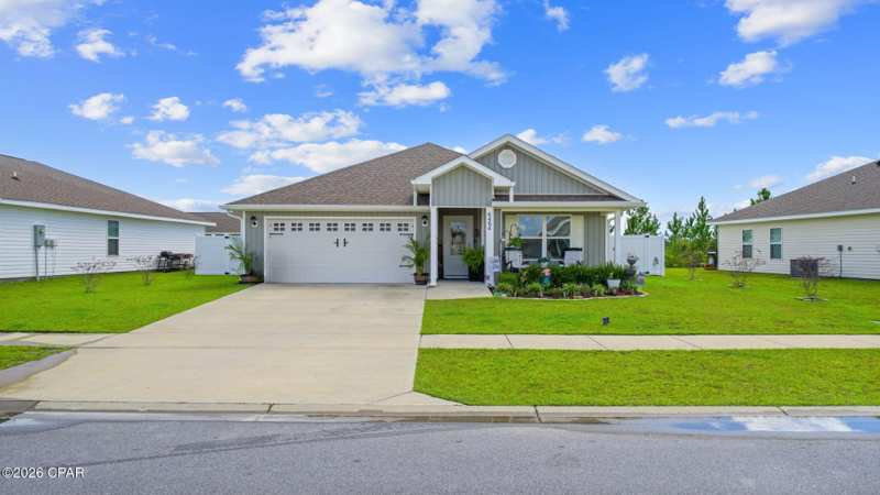 4 bedroom SingleFamilyResidence at 6464 Bellavia Lane, Liberty, Panama City — photo 1