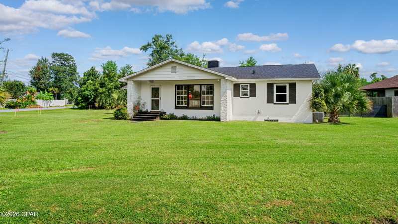 3 bedroom SingleFamilyResidence at 501 Minnesota Avenue, Lynn Haven, Lynn Haven — photo 1