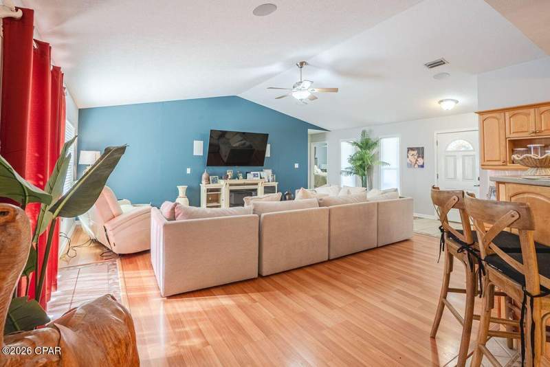 4 bedroom SingleFamilyResidence at 6224 Seminole Drive, Imperial Oaks U-3, Panama City — photo 3