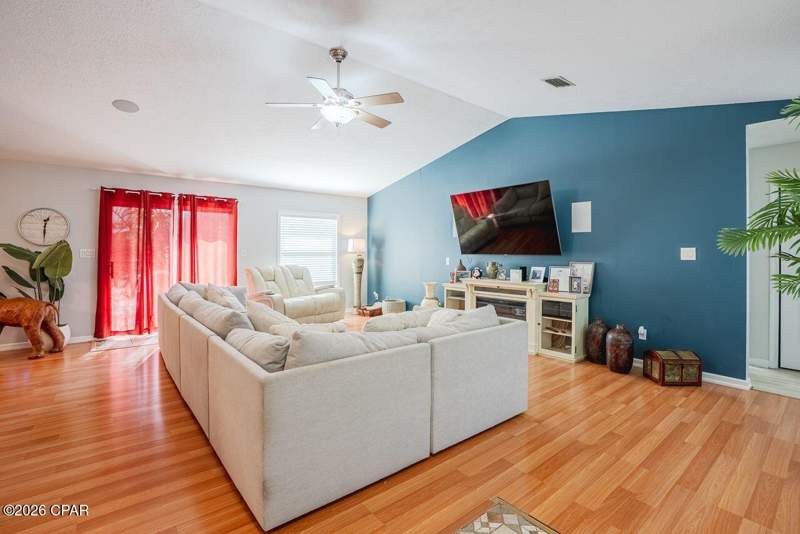 4 bedroom SingleFamilyResidence at 6224 Seminole Drive, Imperial Oaks U-3, Panama City — photo 4