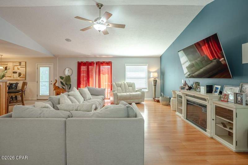 4 bedroom SingleFamilyResidence at 6224 Seminole Drive, Imperial Oaks U-3, Panama City — photo 5
