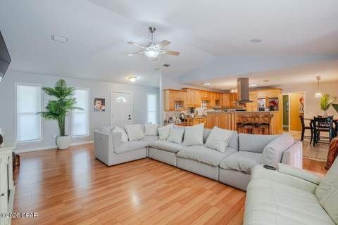 6224 Seminole Drive, Panama City FL - photo 7 of 37