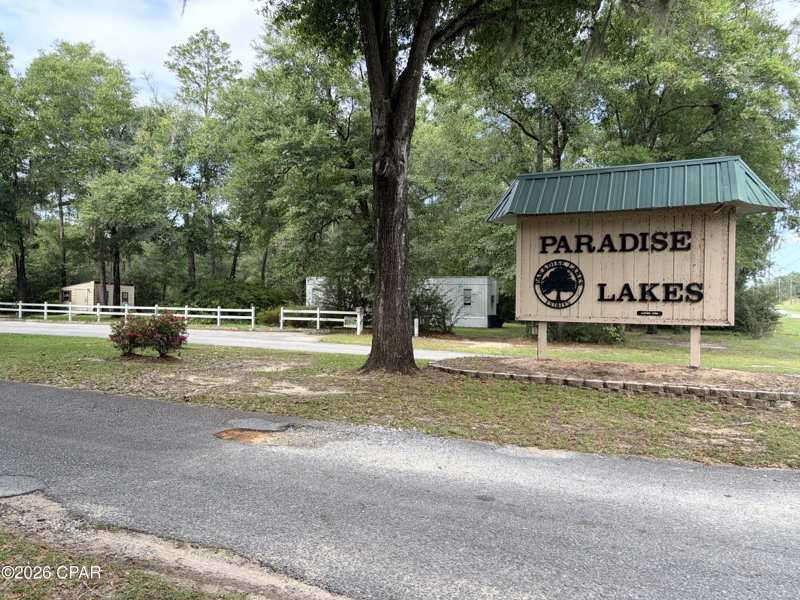2 bedroom ManufacturedHome at 3989 Dunford Circle, Paradise Lakes, Chipley — photo 1