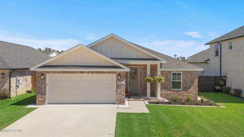 4 bedroom SingleFamilyResidence at 3822 Heartwood Street, College Station, Panama City — photo 2