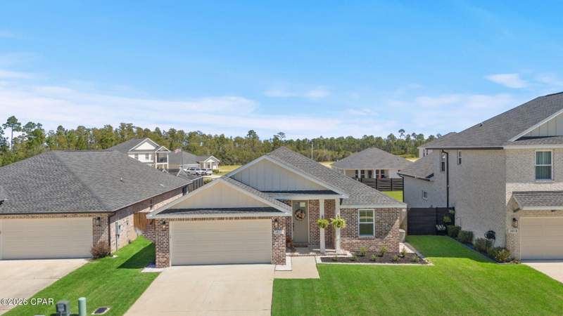4 bedroom SingleFamilyResidence at 3822 Heartwood Street, College Station, Panama City — photo 3