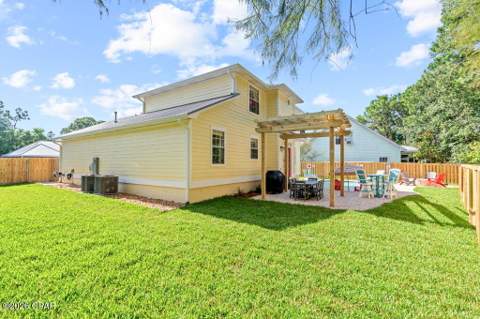 805 Lyndell Way, Panama City Beach FL - photo 13 of 59