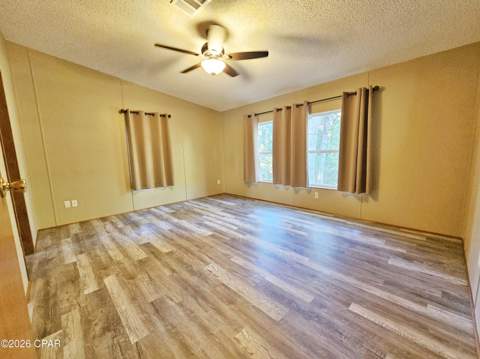 3320 Cardinal Place, Chipley FL - photo 13 of 28