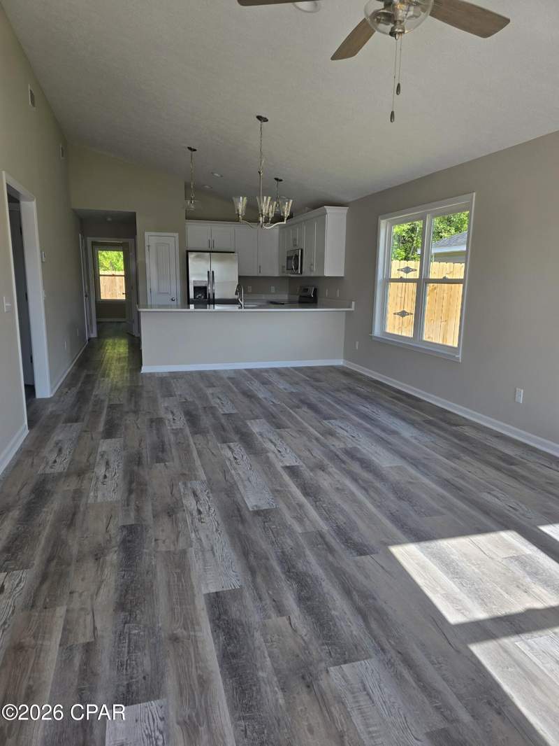 3 bedroom SingleFamilyResidence at 1026 Mulberry Avenue, Highland City, Panama City — photo 2