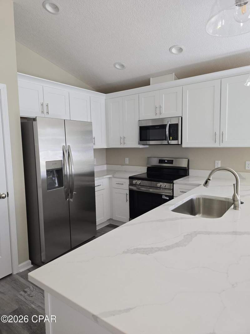 3 bedroom SingleFamilyResidence at 1026 Mulberry Avenue, Highland City, Panama City — photo 3