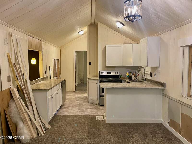 2 bedroom ManufacturedHome at 1219 Thomas Drive 95, Emerald Pointe Resort, Panama City — photo 3