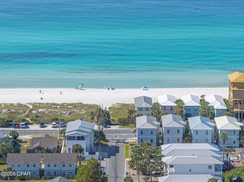 2 bedroom SingleFamilyResidence at 206 Malaga Place, Laguna Beach, Panama City Beach — photo 3