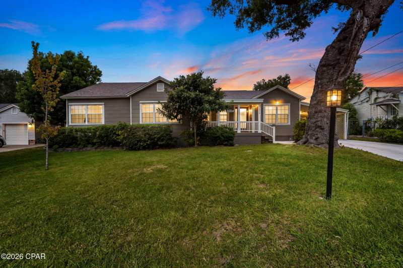3 bedroom SingleFamilyResidence at 306 S Macarthur Avenue, Sudduths 2nd Add, Panama City — photo 1
