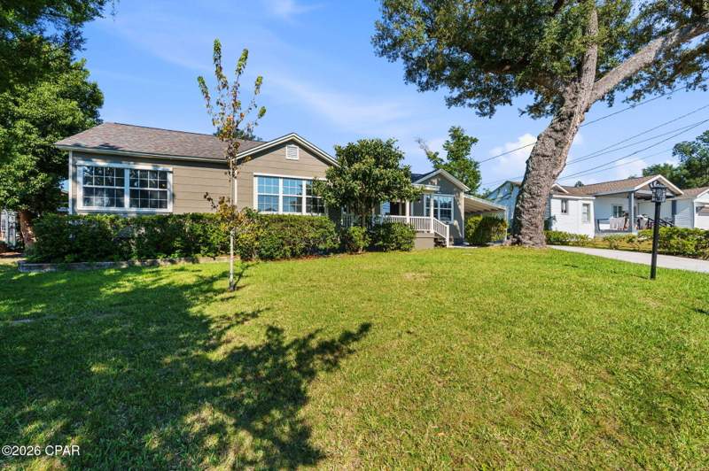 3 bedroom SingleFamilyResidence at 306 S Macarthur Avenue, Sudduths 2nd Add, Panama City — photo 2